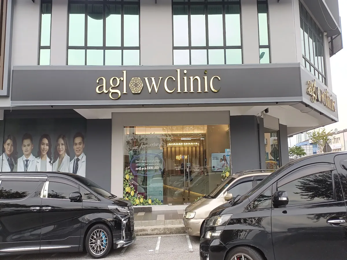 Aglow Clinic Taman Pelangi JB photo 6
